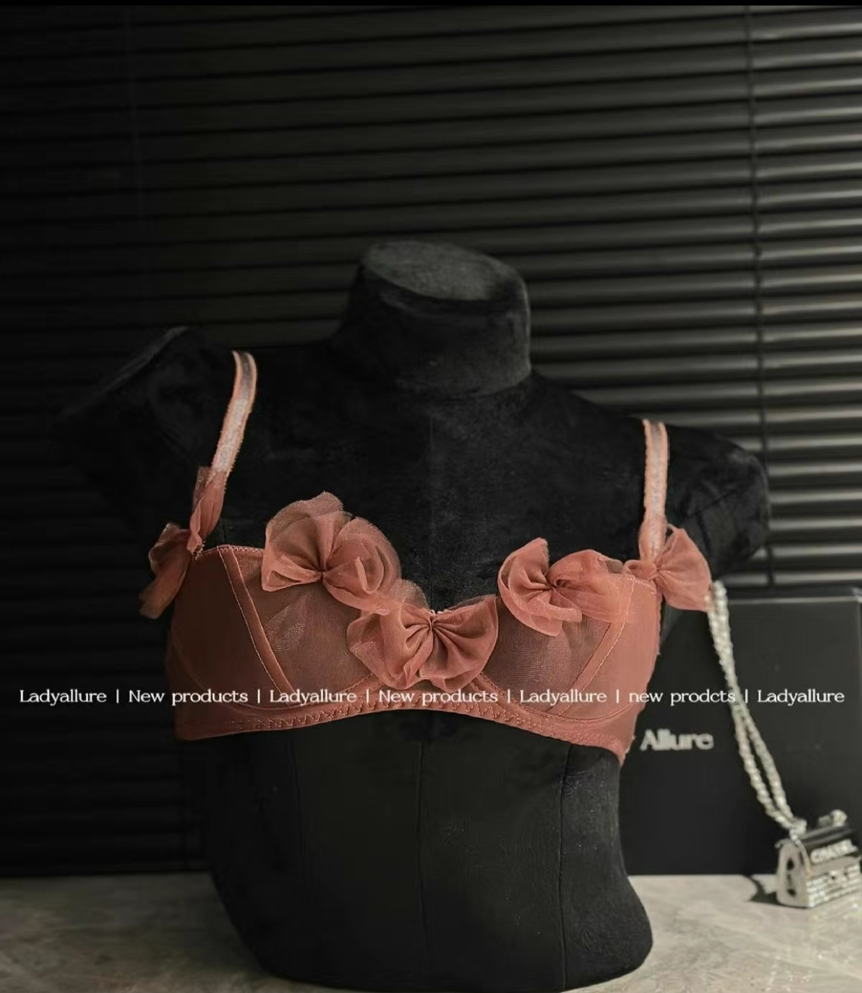 Elegant floral bow bra - Image 3