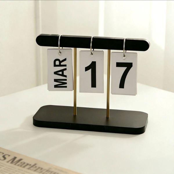 desktop calendar, minimalist decor, office accessories, table decoration